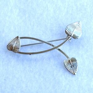 Dixelle Minimalist Stunning Vintage Brooch Pin Leaf Silver Tone Signed 1/12K GF